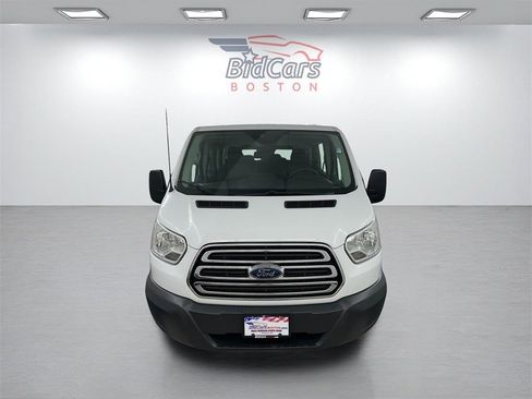 Used 2016 Ford Transit 350 XLT image 2