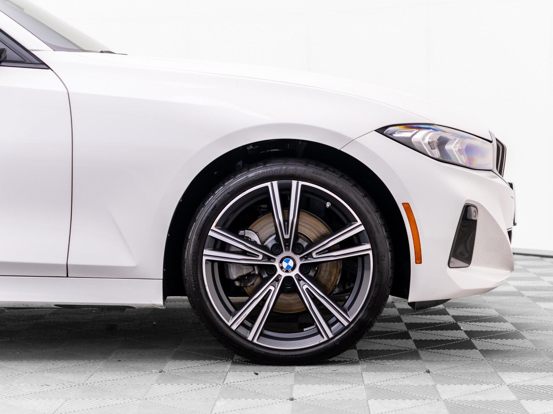 Certified 2023 BMW 330i xDrive Sedan w/ Driving Assistance Package AWD/4WD image 38