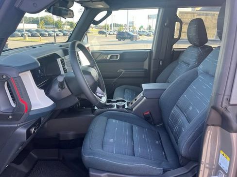 New 2026 Ford Bronco Heritage Edition AWD/4WD image 5