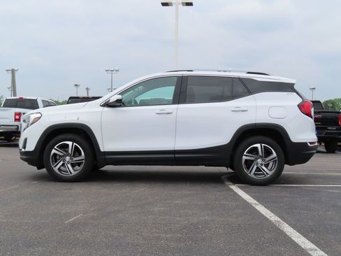Used 2020 GMC Terrain SLT AWD/4WD image 7