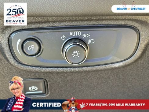 Used 2024 GMC Terrain SLE FWD image 31