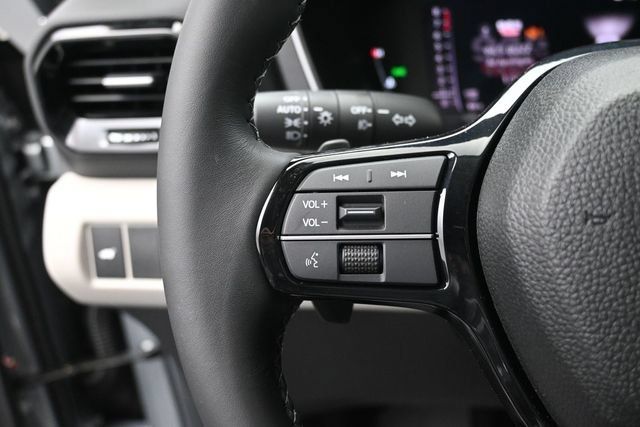 New 2026 Honda Pilot EX-L image 3