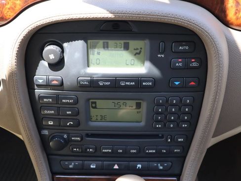 Used 2007 Jaguar S-TYPE 3.0 RWD image 21