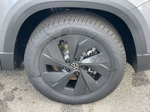 New 2026 Volkswagen Taos S image 30