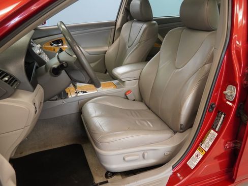 Used 2007 Toyota Camry V6 FWD image 3