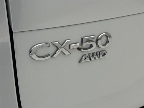 Used 2024 MAZDA CX-50 AWD 2.5 S w/ Select Package image 11