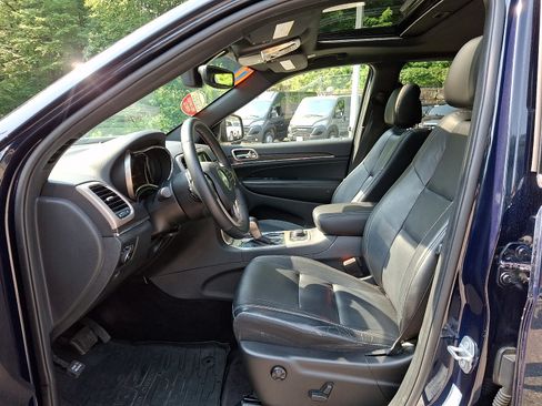 Certified 2017 Jeep Grand Cherokee Limited AWD/4WD image 15