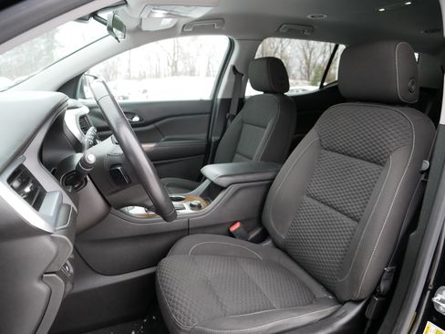 Used 2017 GMC Acadia SLE image 34