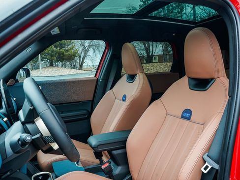 New 2026 MINI Cooper Countryman S w/ Comfort Package Max image 16