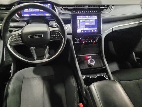 Used 2022 Jeep Grand Cherokee L Laredo w/ Luxury Tech Group I image 22