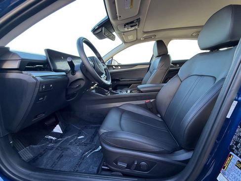 Certified 2025 Kia K5 EX image 9