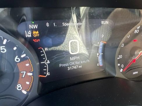 Used 2025 Jeep Compass Trailhawk AWD/4WD image 9