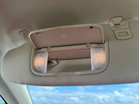 Used 2014 Ford Fusion SE FWD image 21