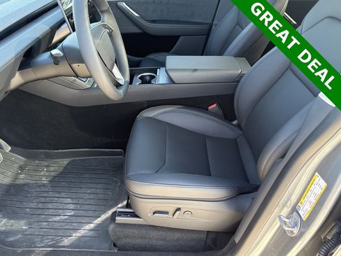 Used 2026 Tesla Model Y Long Range image 29