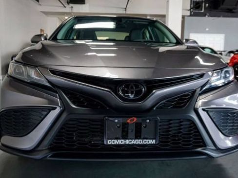 Used 2023 Toyota Camry SE FWD image 12