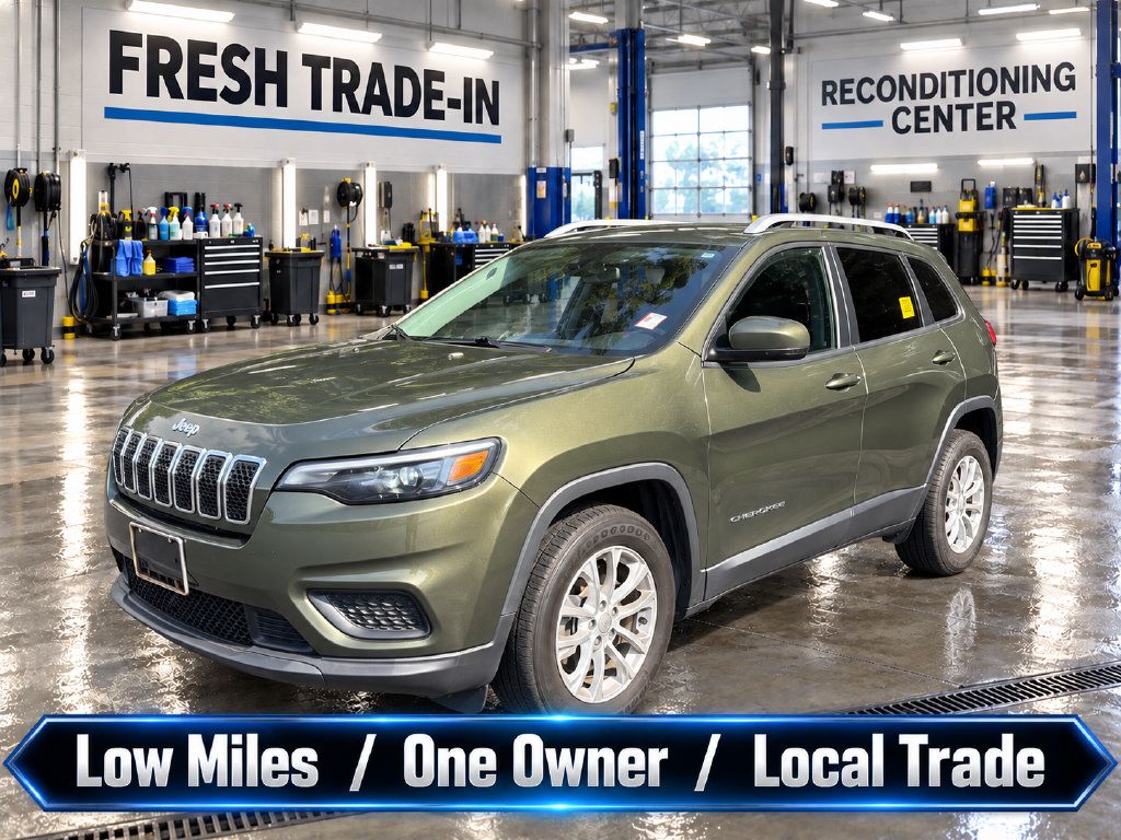 Certified 2021 Jeep Cherokee Latitude FWD image 1