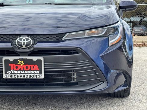Used 2024 Toyota Corolla LE image 9