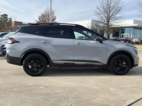 Used 2024 Kia Sportage X-Pro image 2