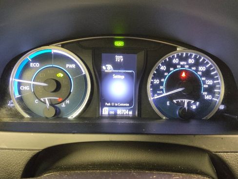 Used 2015 Toyota Camry XLE w/ Moonroof Package image 23