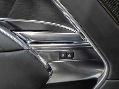 Used 2022 Land Rover Range Rover Long Wheelbase First Edition image 60