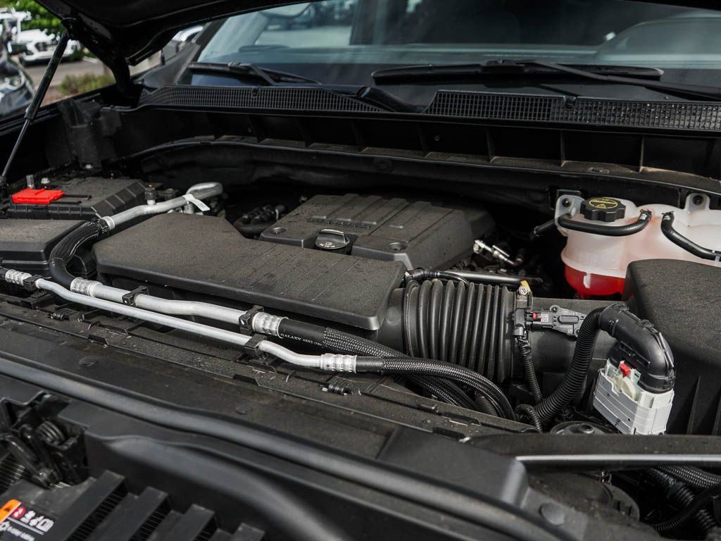 New 2025 Chevrolet Silverado 1500 LT AWD/4WD image 7