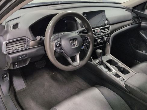 Used 2019 Honda Accord LX image 10