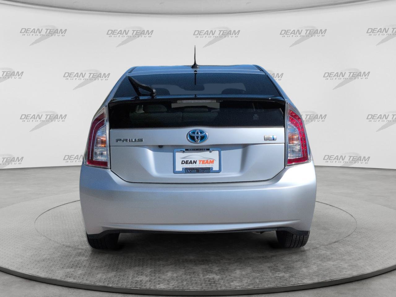 Used 2014 Toyota Prius Three FWD image 6