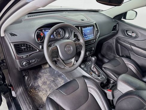 Used 2022 Jeep Cherokee Trailhawk w/ Premium Leather Package image 22