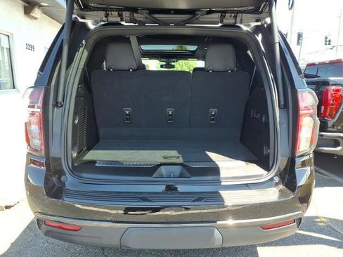 Used 2021 Chevrolet Tahoe RST w/ Luxury Package AWD/4WD image 11