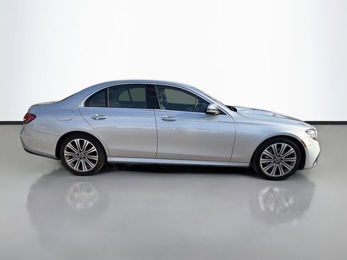 Used 2023 Mercedes-Benz E 350 4MATIC Sedan image 6