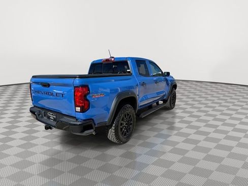 Used 2025 Chevrolet Colorado Trail Boss AWD/4WD image 9