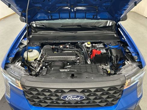 Used 2025 Ford Maverick XLT w/ XLT Luxury Package AWD/4WD image 23