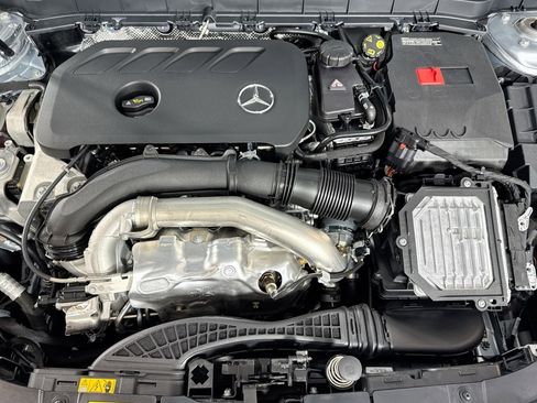 Used 2026 Mercedes-Benz GLB 250 4MATIC image 29