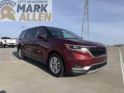 Used 2024 Kia Carnival LX