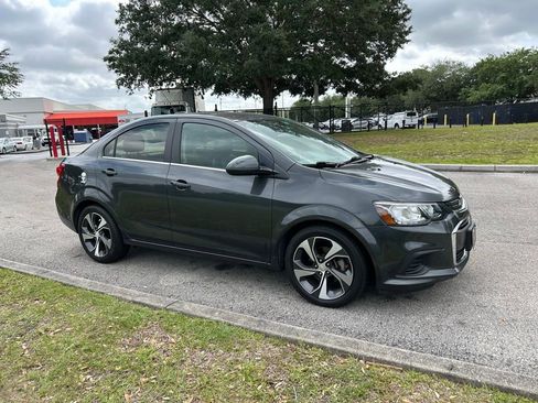 Used 2020 Chevrolet Sonic Premier image 7