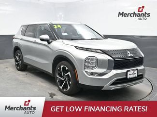 Used 2024 Mitsubishi Outlander SE AWD/4WD video 1