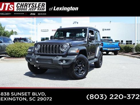 Used 2025 Jeep Wrangler Sport AWD/4WD image 1