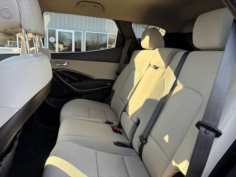 Used 2017 Hyundai Santa Fe Sport image 5