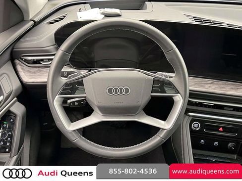 Used 2025 Audi Q5 Premium Plus w/ Premium Plus AWD/4WD image 14