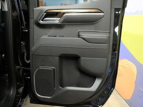 New 2026 GMC Sierra 1500 Elevation image 11