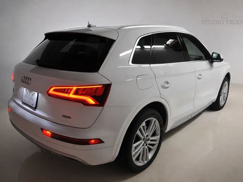 Used 2019 Audi Q5 2.0T Premium Plus w/ Premium Plus Package AWD/4WD image 6