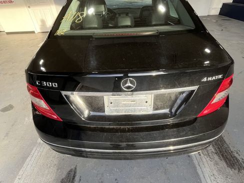 Used 2010 Mercedes-Benz C 300 4MATIC Sedan image 4