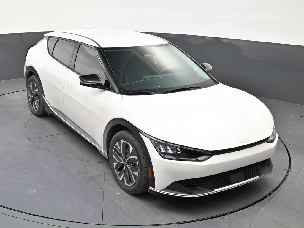 Used 2024 Kia EV6 Light RWD image 18