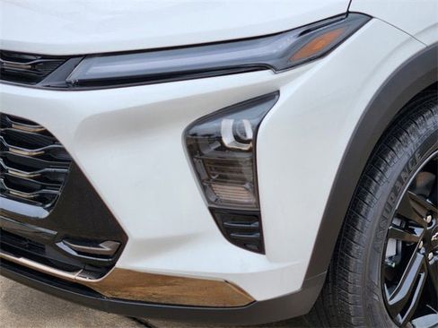 New 2026 Chevrolet Trax ACTIV w/ Driver Confidence Package image 8