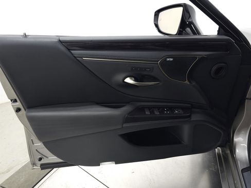 Used 2019 Lexus ES 350 Premium image 12