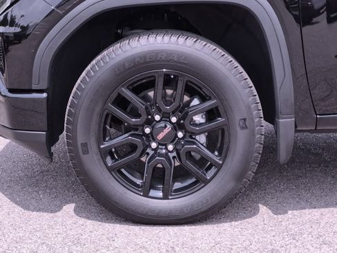 Used 2025 GMC Sierra 1500 Elevation AWD/4WD image 14