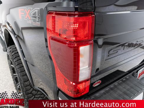 Used 2021 Ford F250 XLT w/ XLT Premium Package AWD/4WD image 9