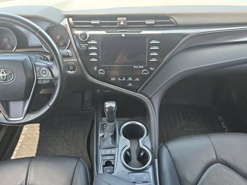 Used 2020 Toyota Camry XSE w/ Navigation Package FWD image 11