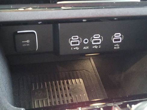 New 2026 Jeep Grand Wagoneer Limited image 26