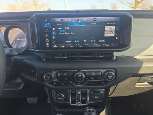 Used 2024 Jeep Wrangler Sport S w/ Convenience Group image 17